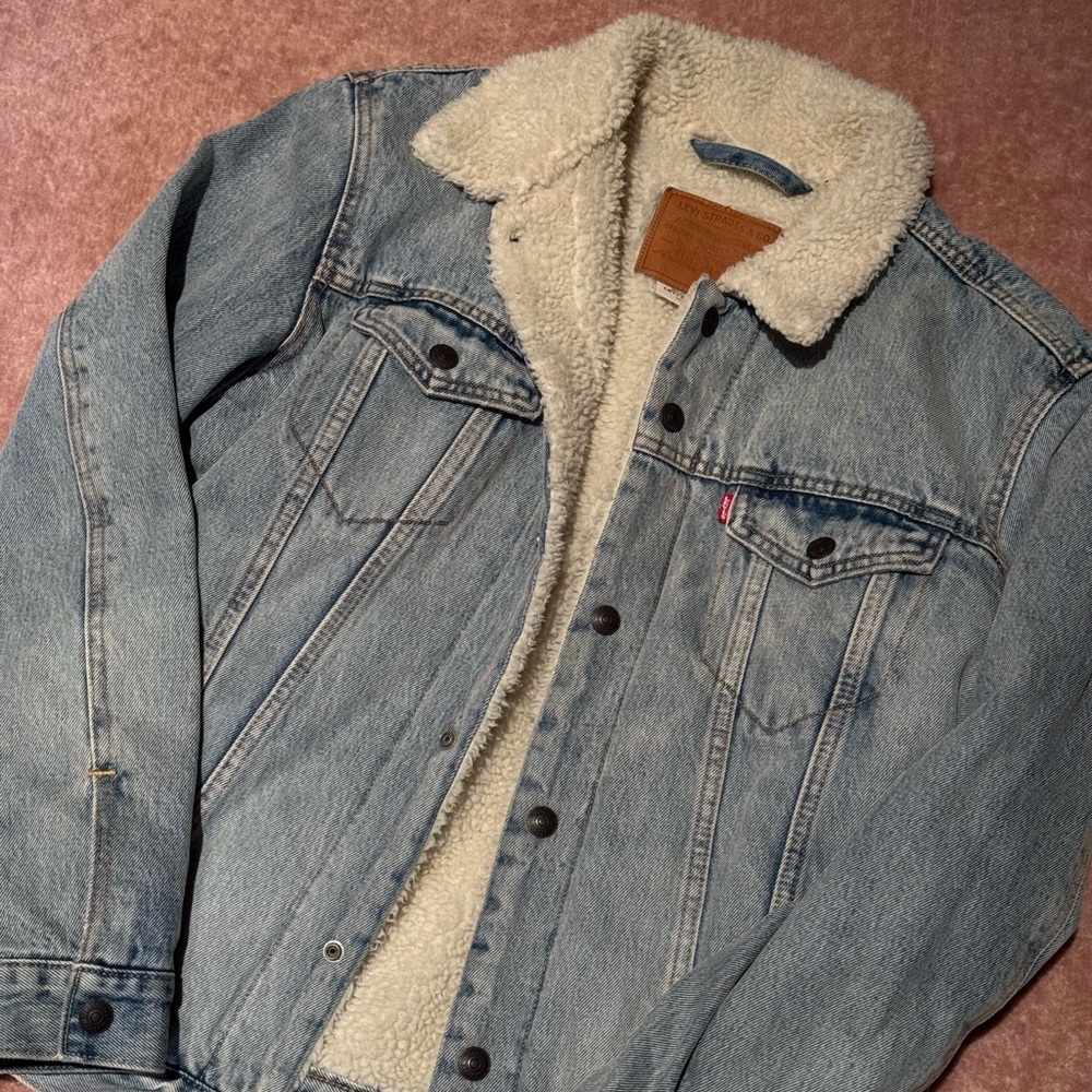 Levi's Light Blue Denim Jacket with Sherpa Lining